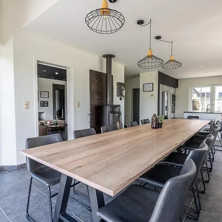 Holiday home Ardennes Family Lodge, Family House 13 Guests With Garden & Sauna Libin