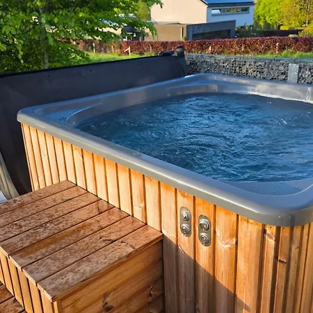 Ardennes Family Lodge, Family House 13 Guests With Garden & Sauna